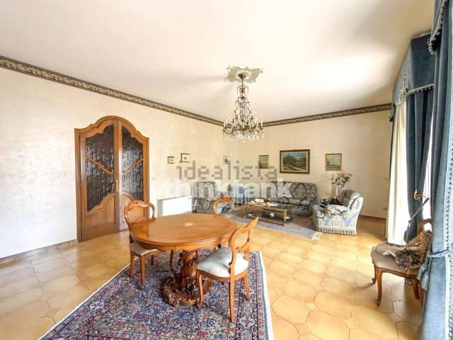 Casa in vendita a Floridia, Sicilia