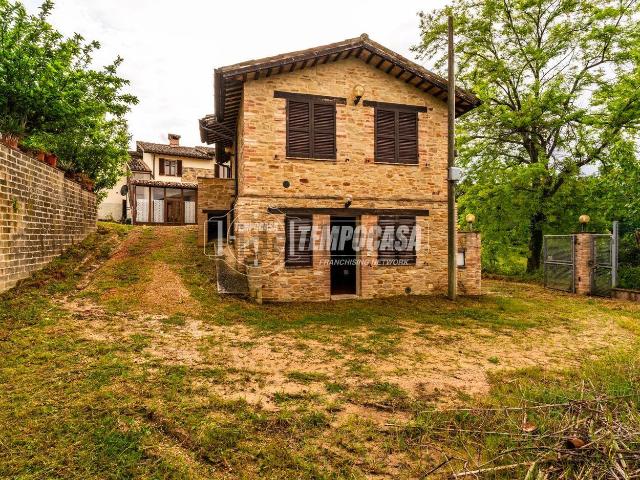 Casa in vendita a Marche, Macerata