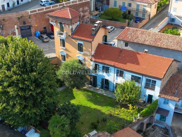 Casa in vendita a Piemonte, Asti