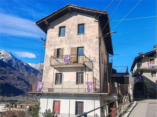 Casa in vendita a Pont Saint Martin, Aosta