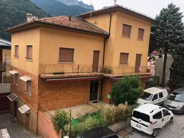 Casa in vendita a Castoia / Salin, Paularo / Paulâr