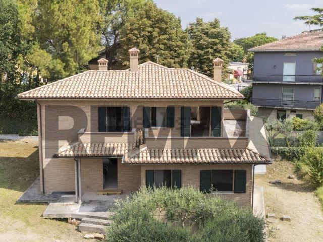 Casa in vendita a Corinaldo, Ancona