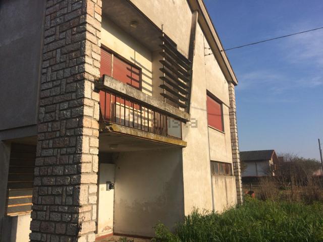 Casa in vendita a Gazzo Veronese, Maccacari