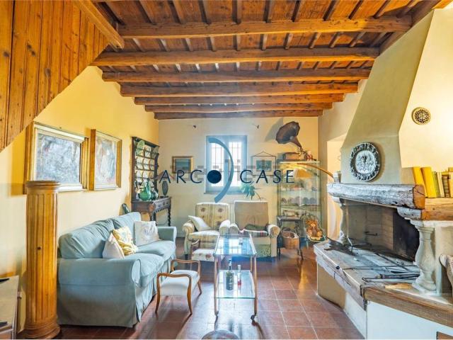 Casa in vendita a Cascina Santi Benedetti, Cremosano