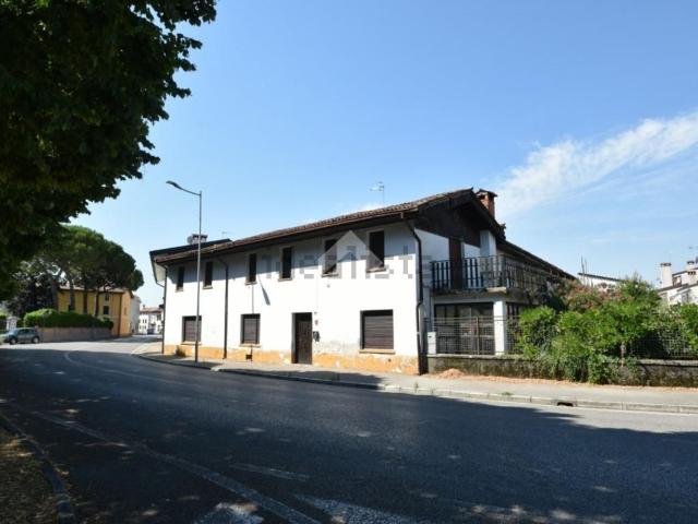 Casa in vendita a San Lorenzo Isontino / San Lurinç Lisuntin, Gorizia / Gurize / Gorica