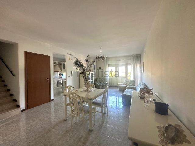 Casa in vendita a Castel Di Sangro, Abruzzo