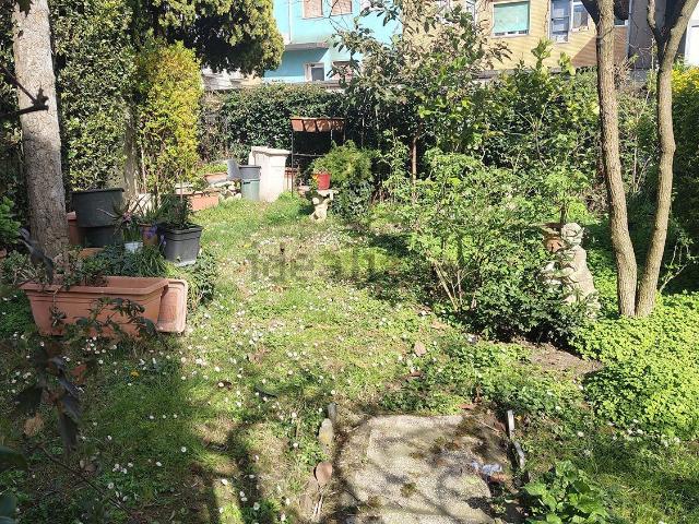 Casa in vendita a Cologno Monzese, Lombardia