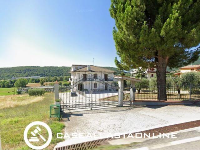 Casa in vendita a Unione dei Comuni della Val Vibrata, Civitella Del Tronto