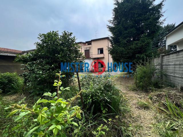 Casa in vendita a Cesano Maderno, Binzago