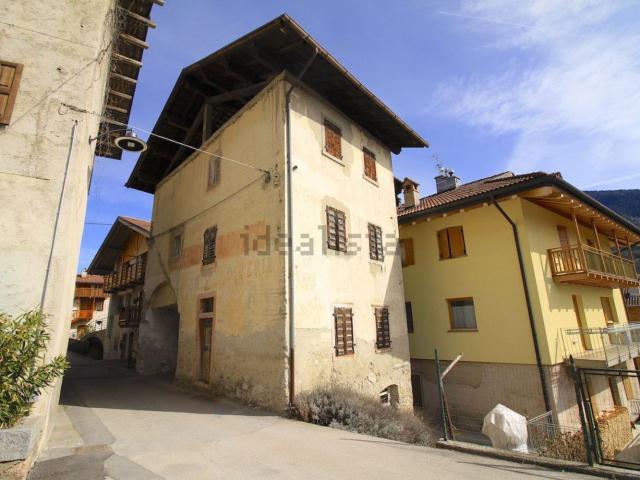 Casa in vendita a Comunità delle Giudicarie, Stenico