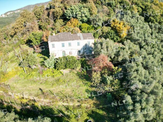 Casa in vendita a Lavagna, Liguria