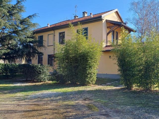 Casa in vendita a Piemonte, Novara