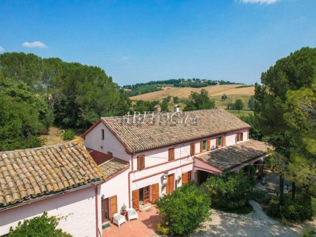 Casa in vendita a Corinaldo, Ancona