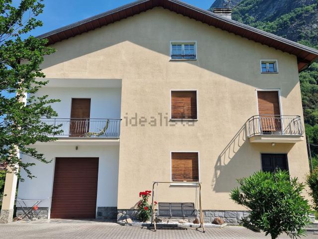 Casa in vendita a Comunità montana della Valchiavenna, San Pietro Samolaco