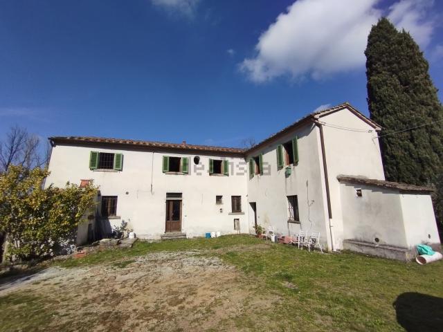 Casa in vendita a Quarrata, Toscana