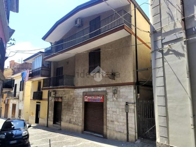 Casa in vendita a Cervino, Campania