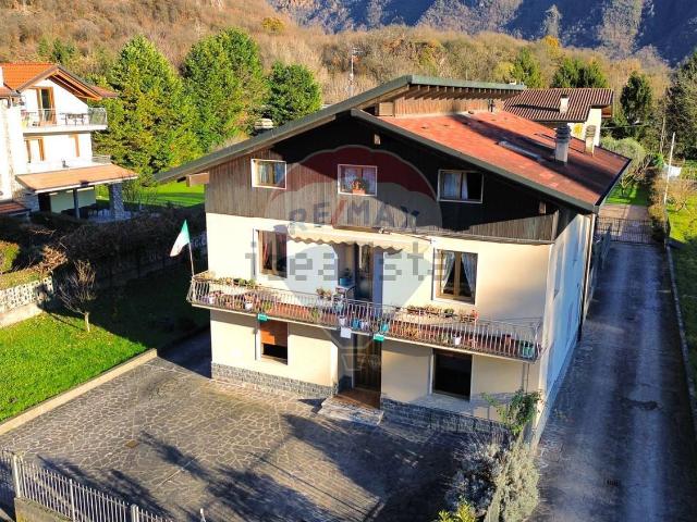 Casa in vendita a Comunità montana della valle Camonica, Darfo