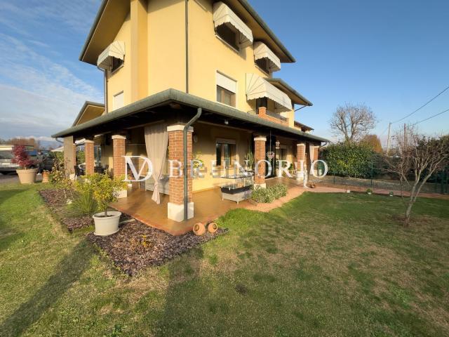 Casa in vendita a Vedelago, Treviso