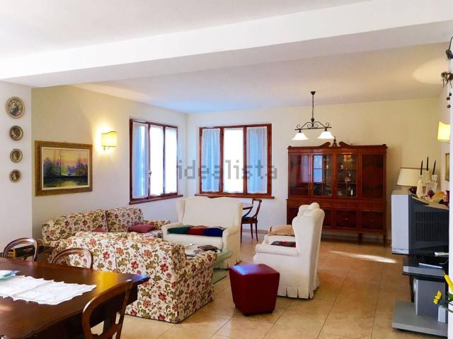 Casa in vendita a Ferrara, Reggio Emilia