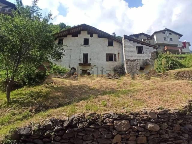 Casa in vendita a Comunità montana della valle Camonica, Corteno Golgi