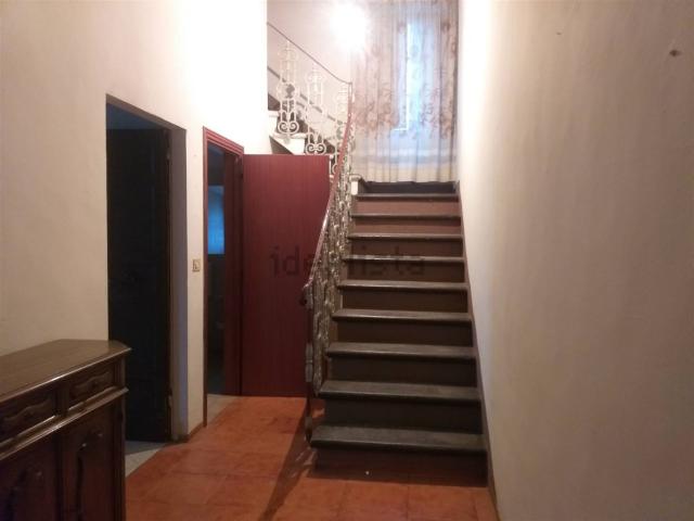 Casa in vendita a Quarrata, Toscana