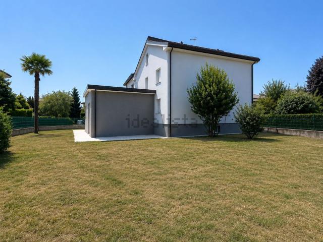Casa in vendita a Figino Serenza, Lombardia