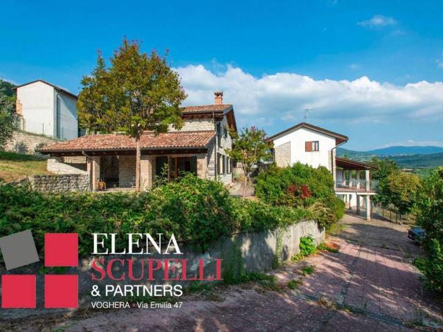 Casa in vendita a Varzi, Lombardia