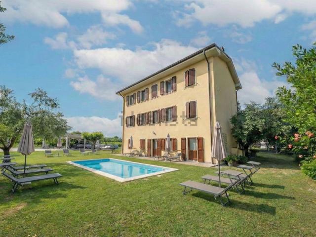 Casa in vendita a Bardolino, Veneto