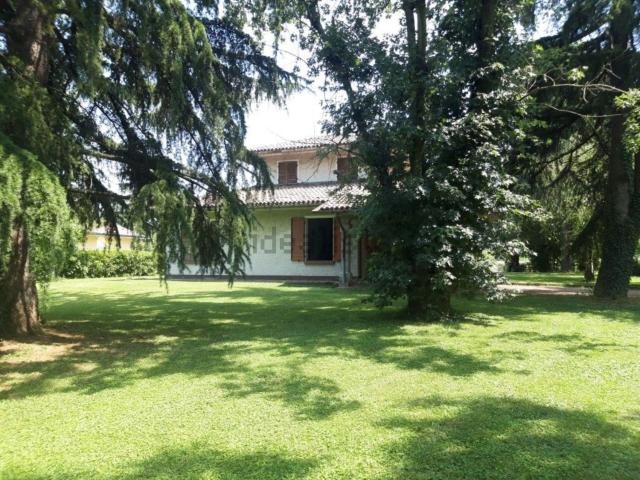 Casa in vendita a Val d’Enza, Re