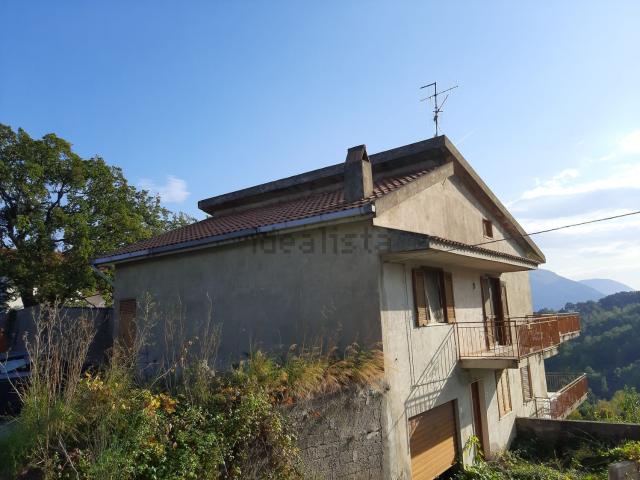 Casa in vendita a Calabria, Cosenza
