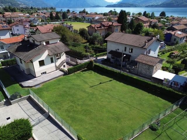 Casa in vendita a Mossanzonico, Dongo