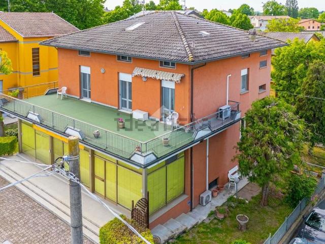 Casa in vendita a Val d’Enza, Re
