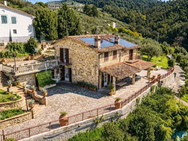 Casa in vendita a Fornaci, Torgiano