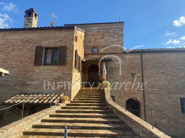 Casa in vendita a Marche, Fermo
