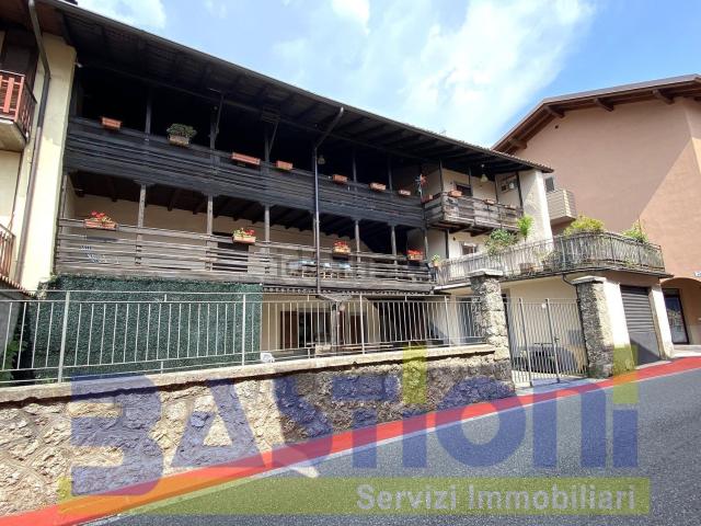 Casa in vendita a Songavazzo, Lombardia