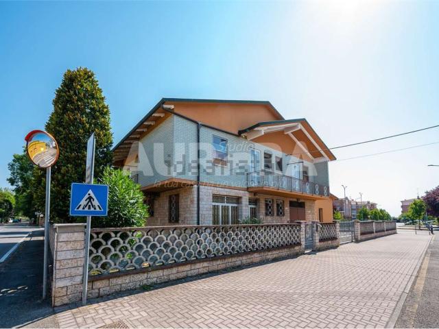 Casa in vendita a Unione dei comuni del Sorbara, Bastiglia