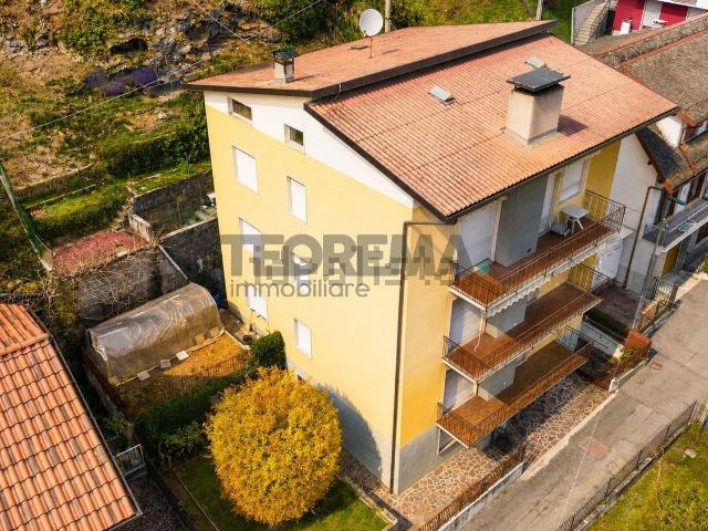 Casa in vendita a Parre, Lombardia