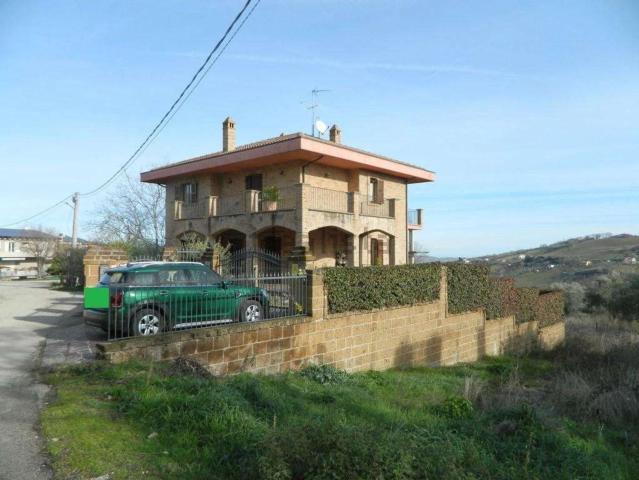 Casa in vendita a San Berardo, Teramo