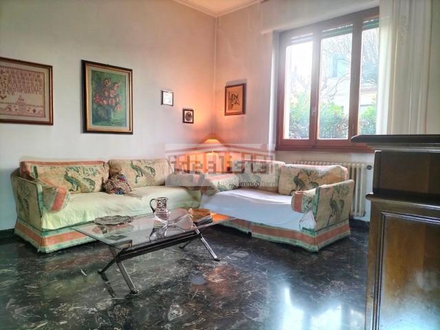 Casa in vendita a Prato, Toscana