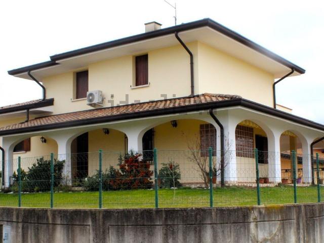 Casa in vendita a Case Levade, Pordenone