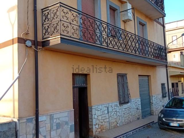 Casa in vendita a Zona Cassiani, Spezzano Albanese