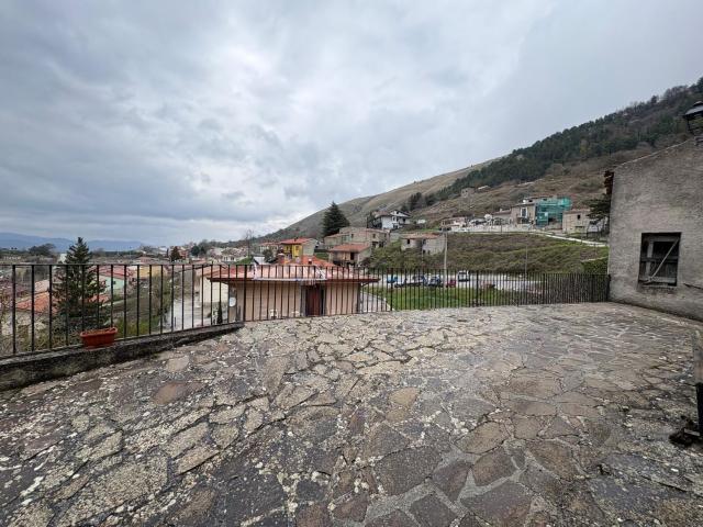 Casa in vendita a Miranda, Molise