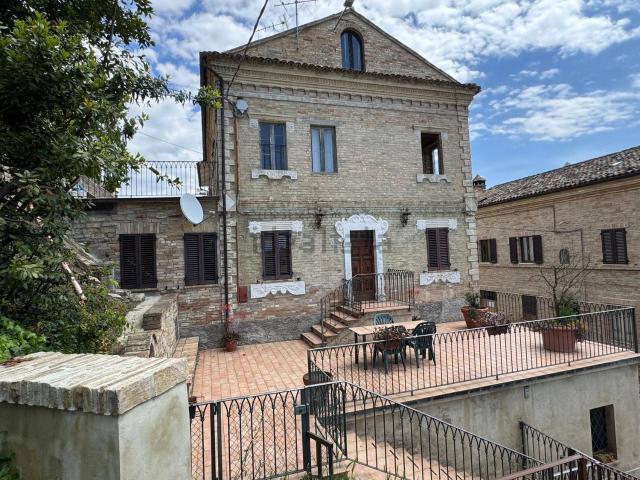 Casa in vendita a Sala, Marche
