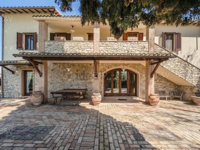 Casa in vendita a San Venanzo, Spoleto