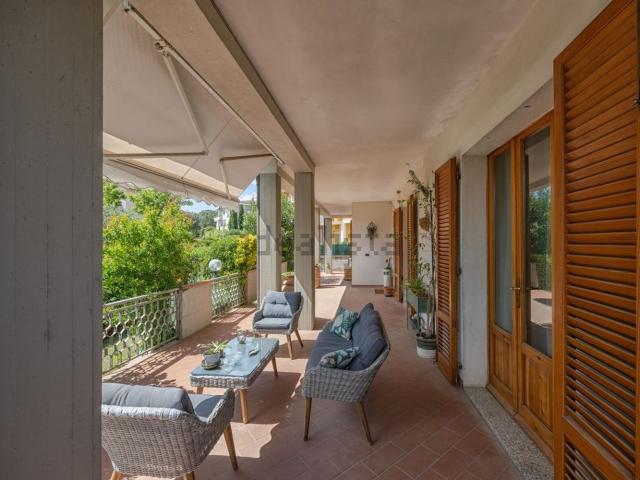 Casa in vendita a Montecchio, Cortona