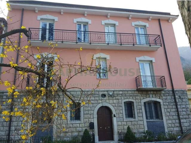 Casa in vendita a Ospedaletto D'alpinolo, Campania