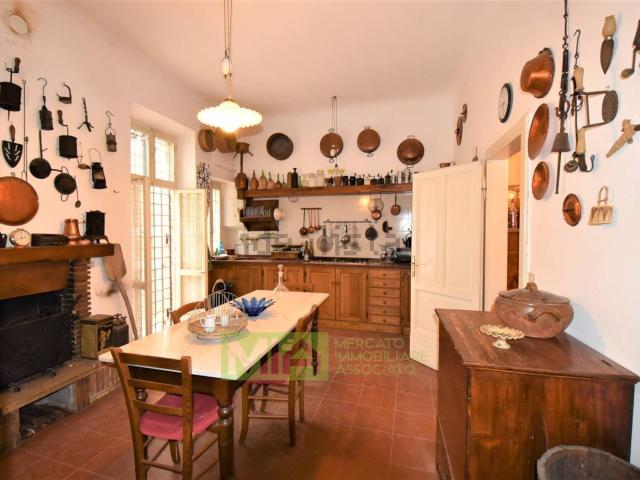 Casa in vendita a Marche, Fermo
