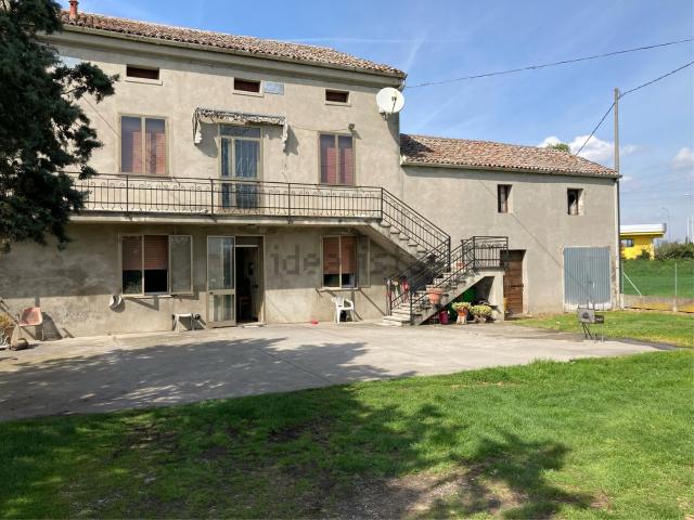 Casa in vendita a Castelmassa, Veneto