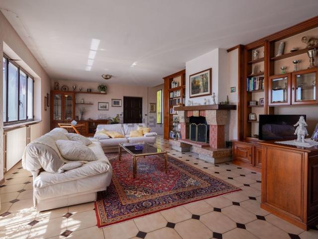 Casa in vendita a Salsomaggiore Terme, Reggio Emilia