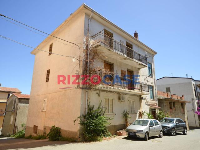 Casa in vendita a Mirto, Calabria